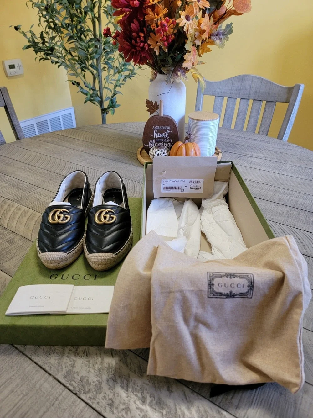 Gucci signed espadrille
